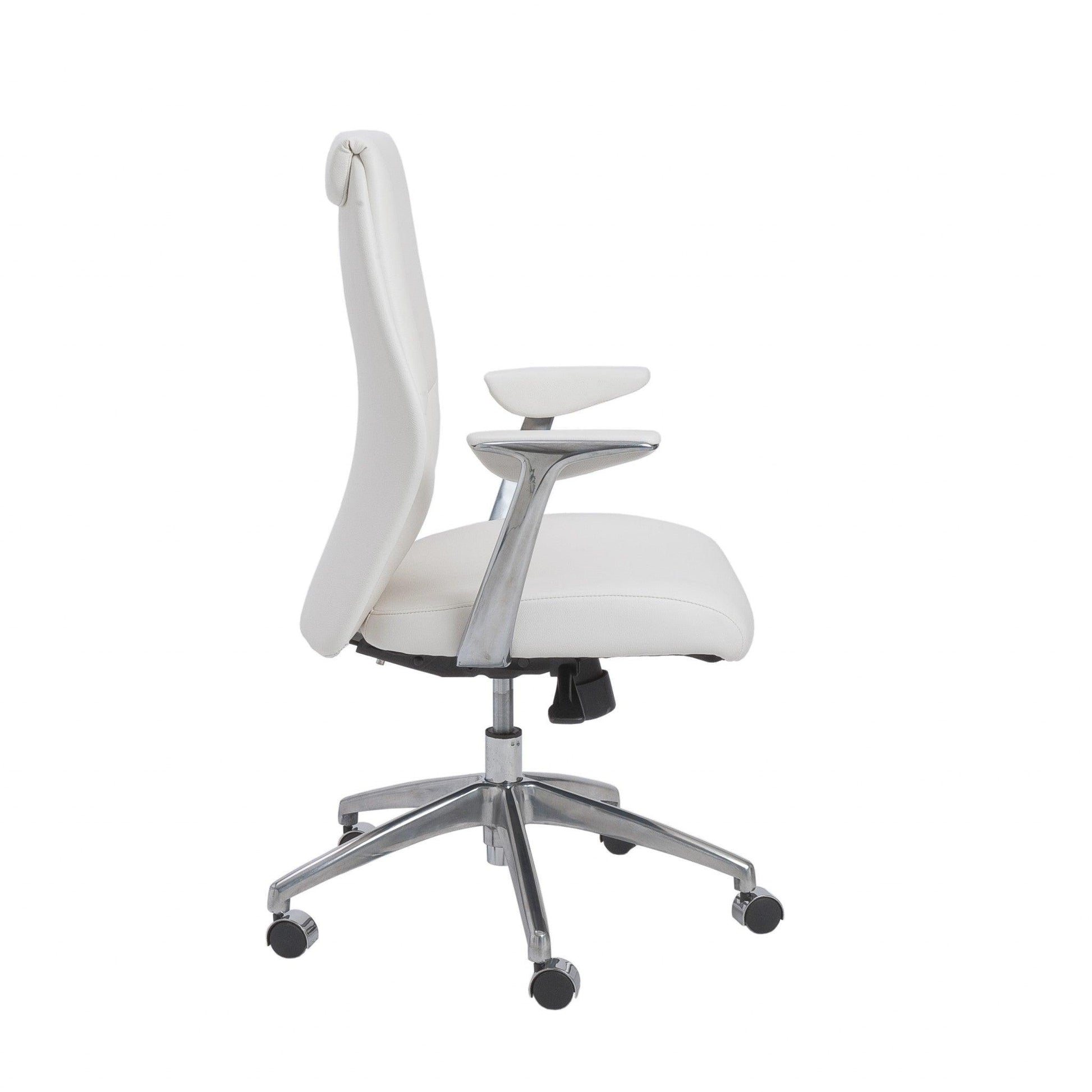 25.50" X 27" X 42.75" Low Back Office Chair in White with Polished Aluminum Base - AFS