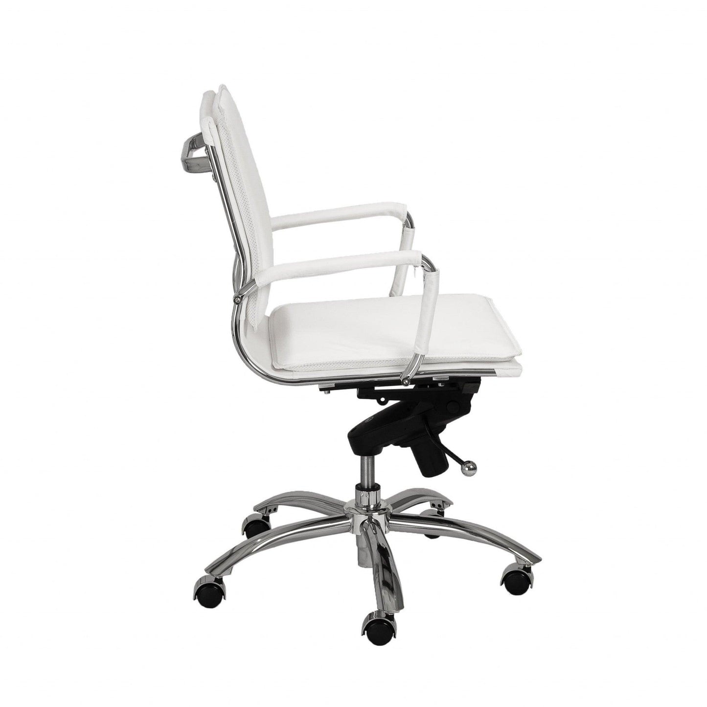 25.99" X 26.78" X 38.39" Low Back Office Chair in White with Chromed Steel Base - AFS