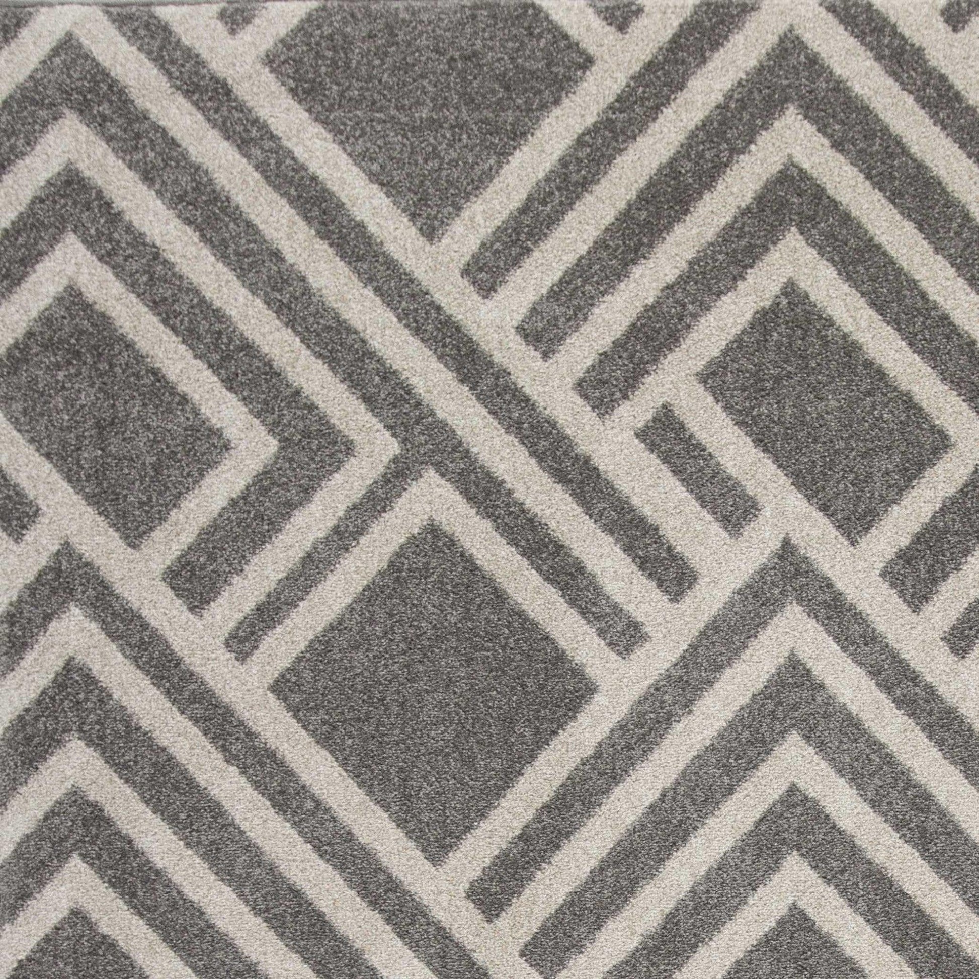 2'x4' Grey Machine Woven UV Treated Geometric Indoor Outdoor Accent Rug - AFS