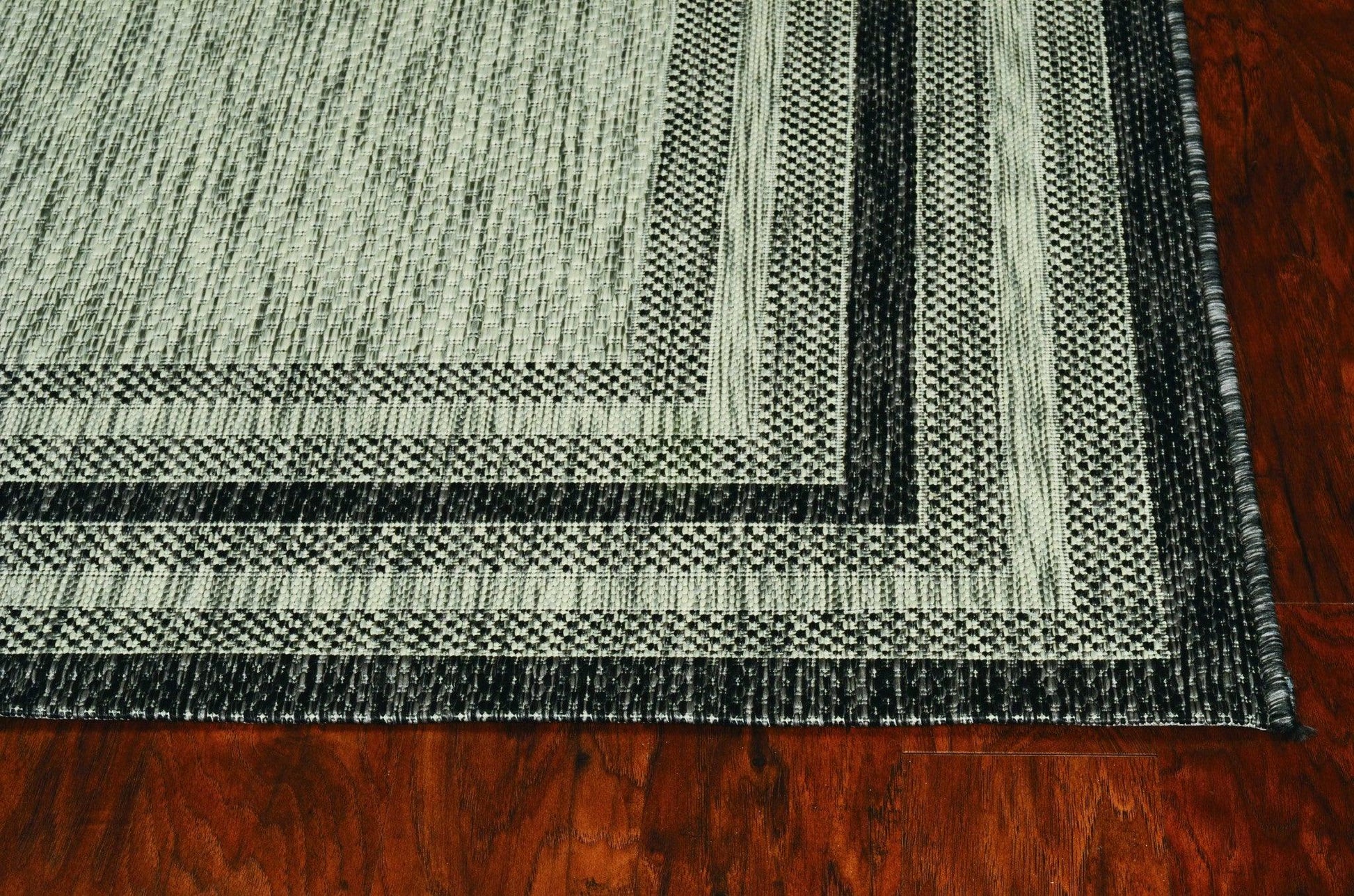 3'x4' Grey Machine Woven UV Treated Bordered Indoor Outdoor Accent Rug - AFS