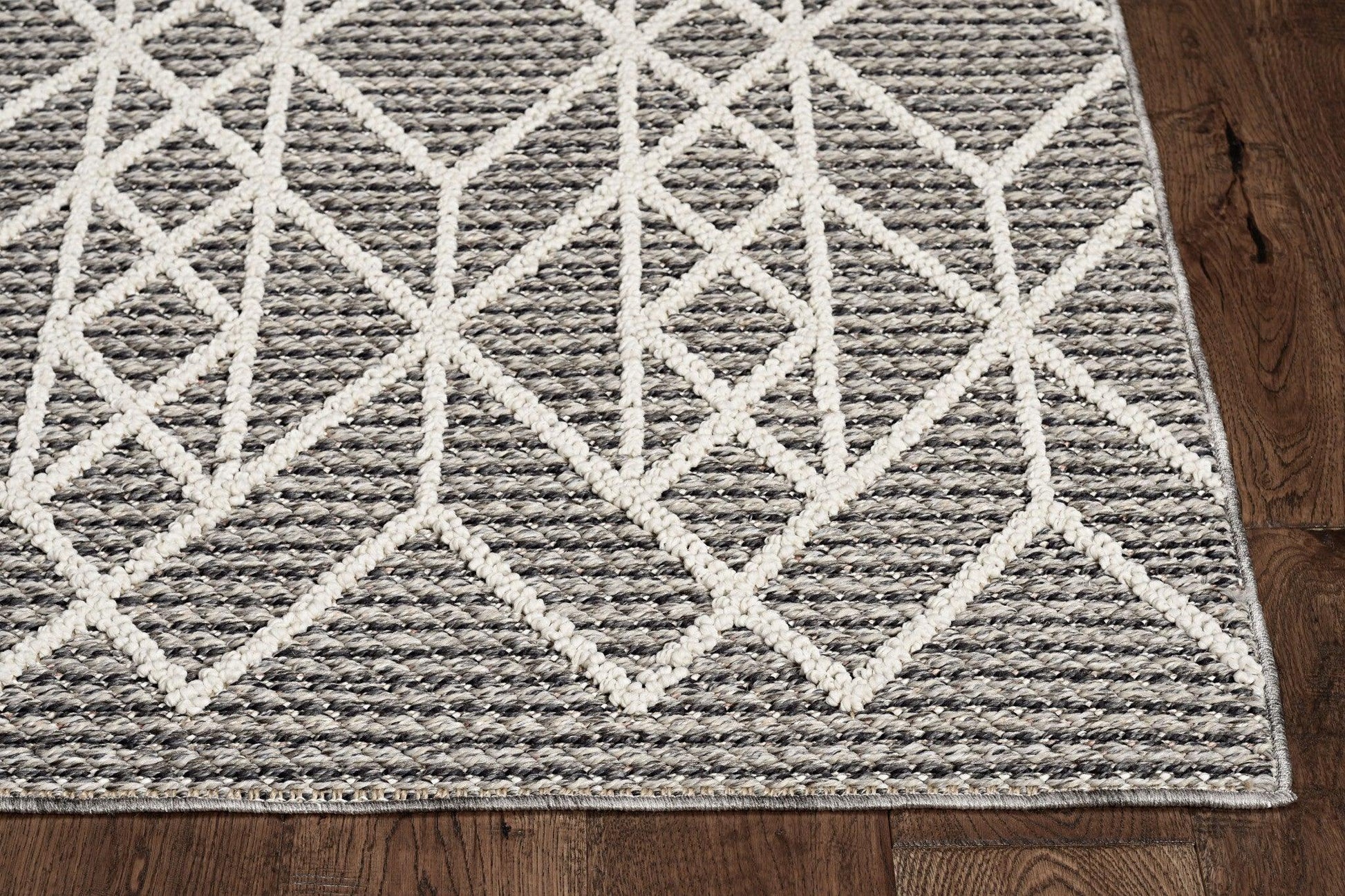 4'x6' Grey Machine Woven UV Treated Geometric Indoor Outdoor Area Rug - AFS