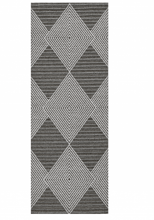 7' x 9' Grey or Ivory Geometric Diamonds Indoor Outdoor Area Rug - AFS