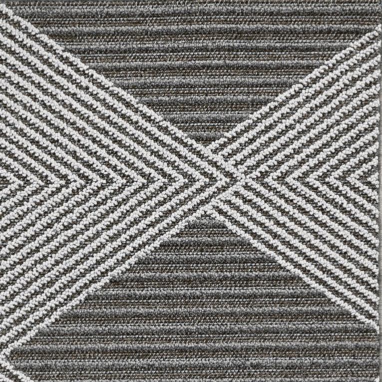 7' x 9' Grey or Ivory Geometric Diamonds Indoor Outdoor Area Rug - AFS